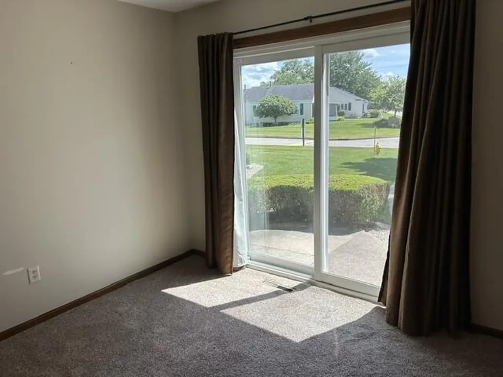 905 Village Lane Georgetown Charter Township MI 49428