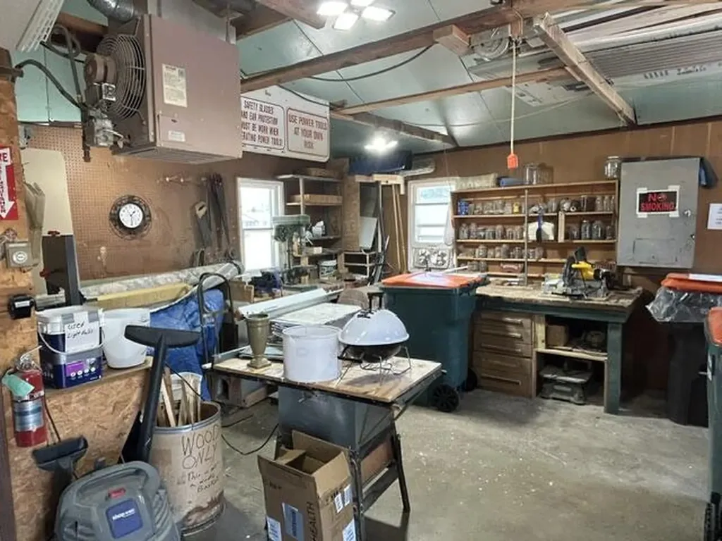 905 Village Lane Georgetown Charter Township MI 49428