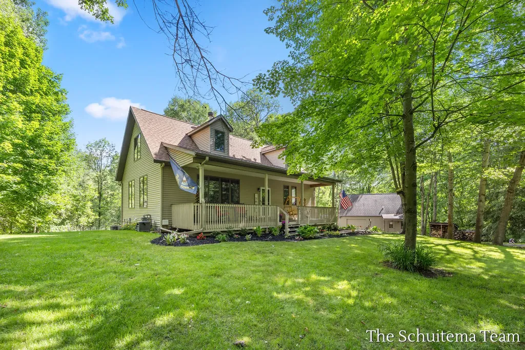 10155 Rogue Pond Drive NE Algoma Township MI 49341