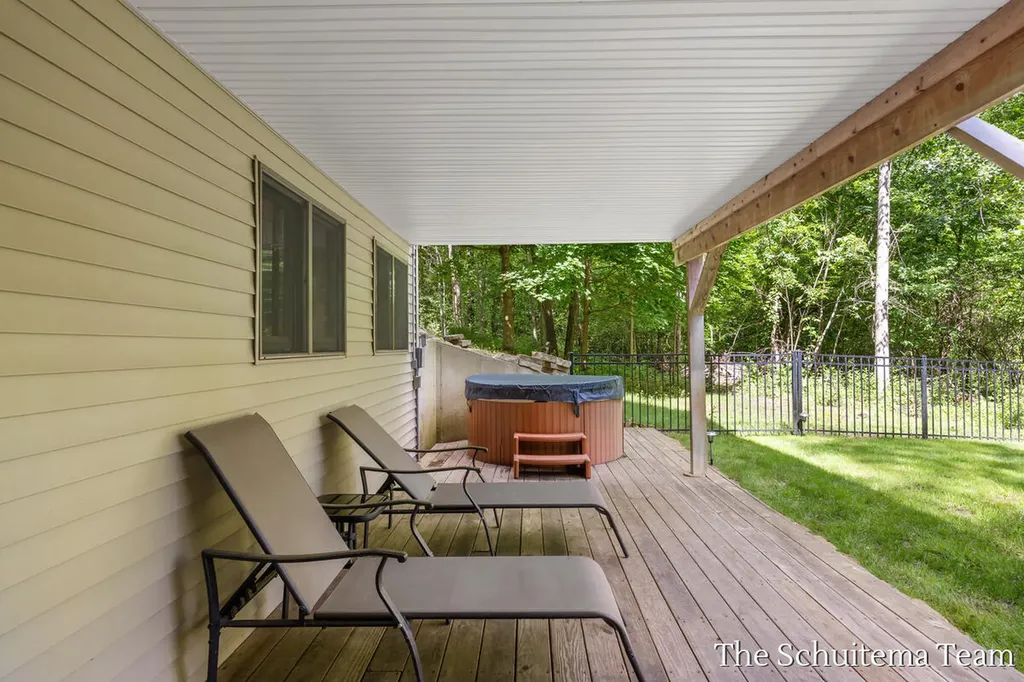 10155 Rogue Pond Drive NE Algoma Township MI 49341