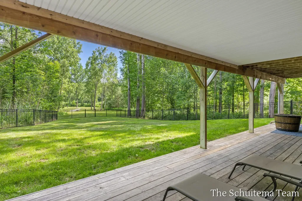 10155 Rogue Pond Drive NE Algoma Township MI 49341