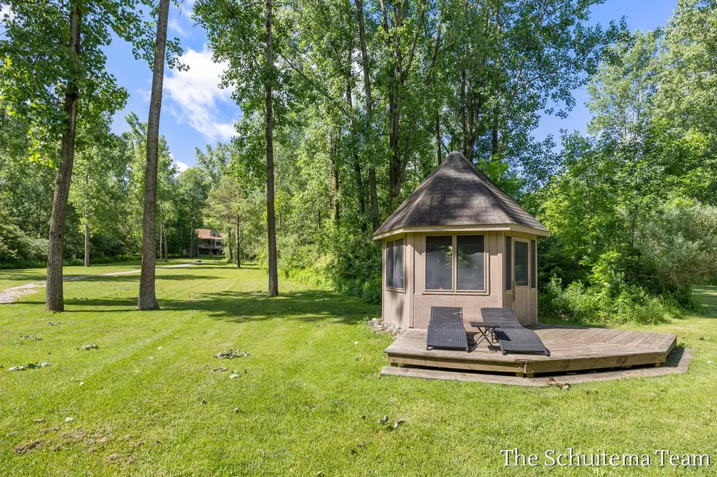 10155 Rogue Pond Drive NE Algoma Township MI 49341