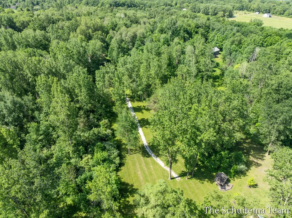 10155 Rogue Pond Drive NE Algoma Township MI 49341