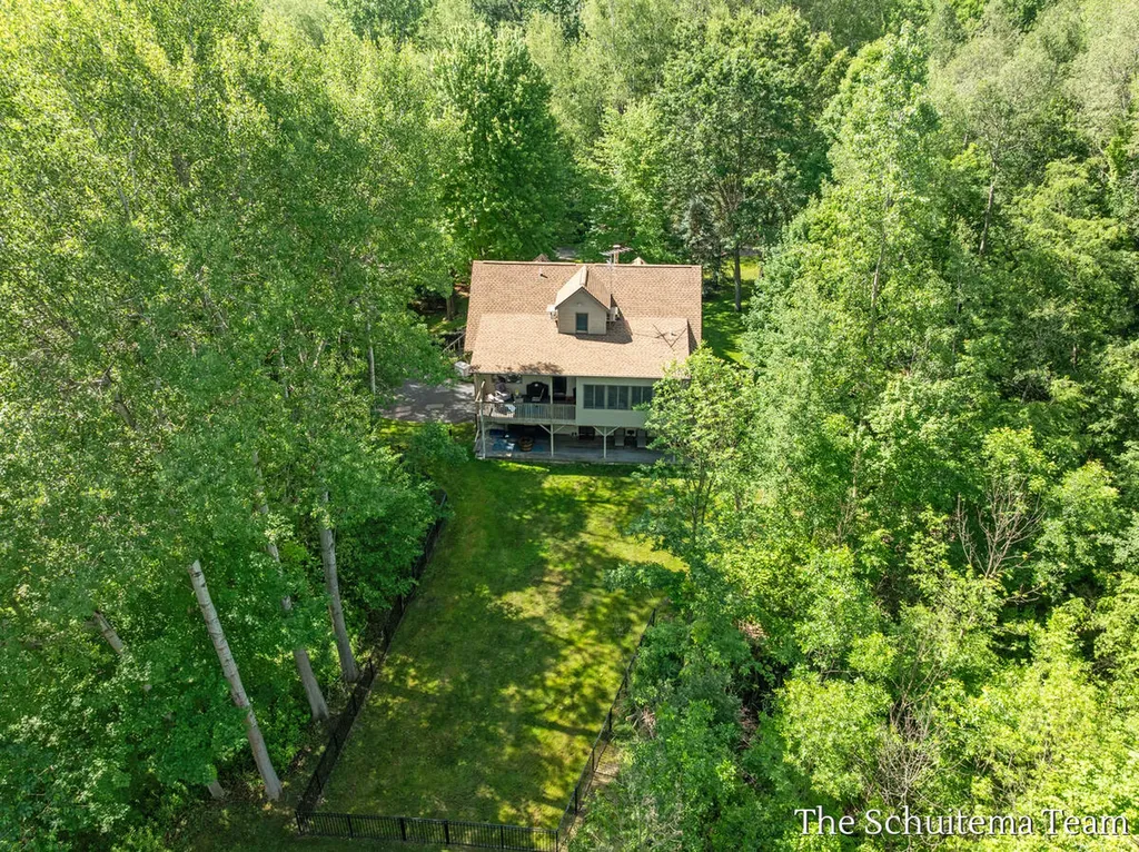 10155 Rogue Pond Drive NE Algoma Township MI 49341
