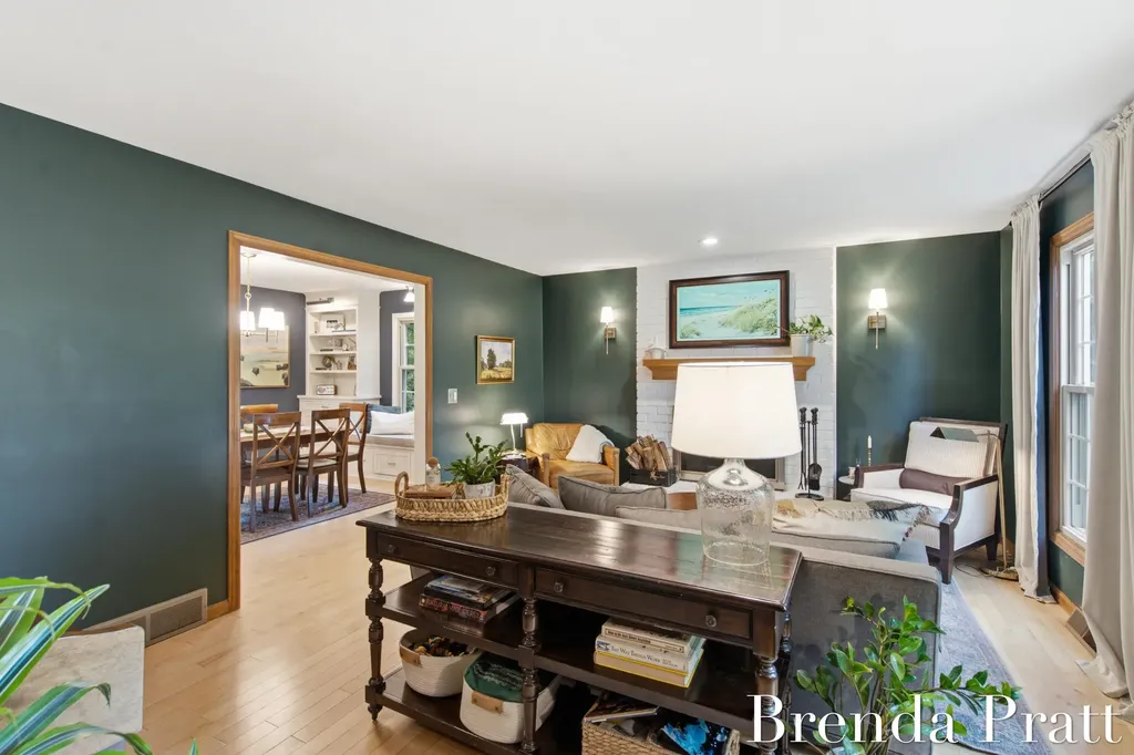 5274 Crooked Pine Drive SW Wyoming City MI 49418
