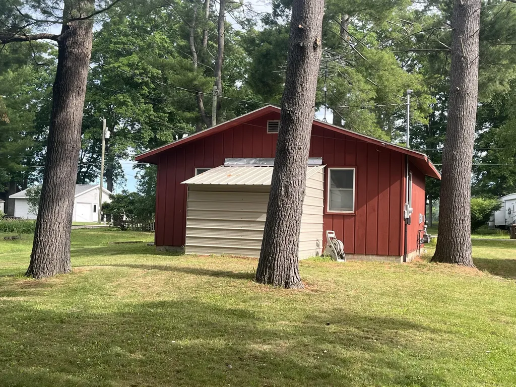 5587 W Cutler Road Belvidere Township MI 48850