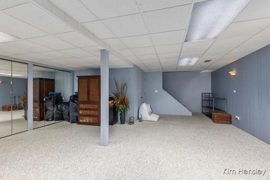 1594 Louva Court Belding City MI 48809