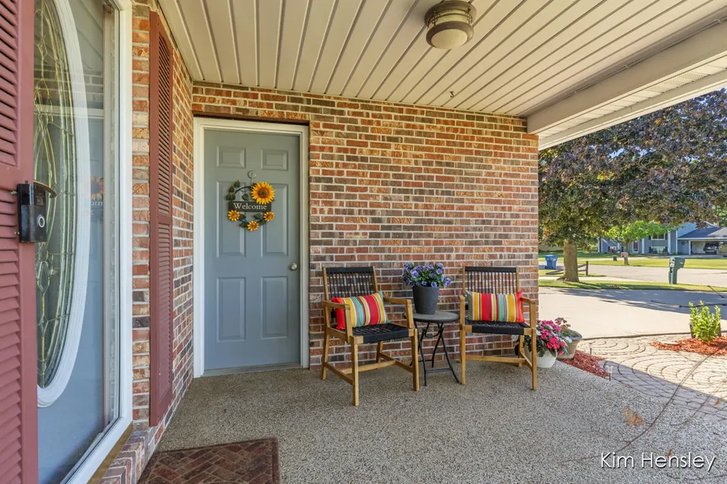 1594 Louva Court Belding City MI 48809
