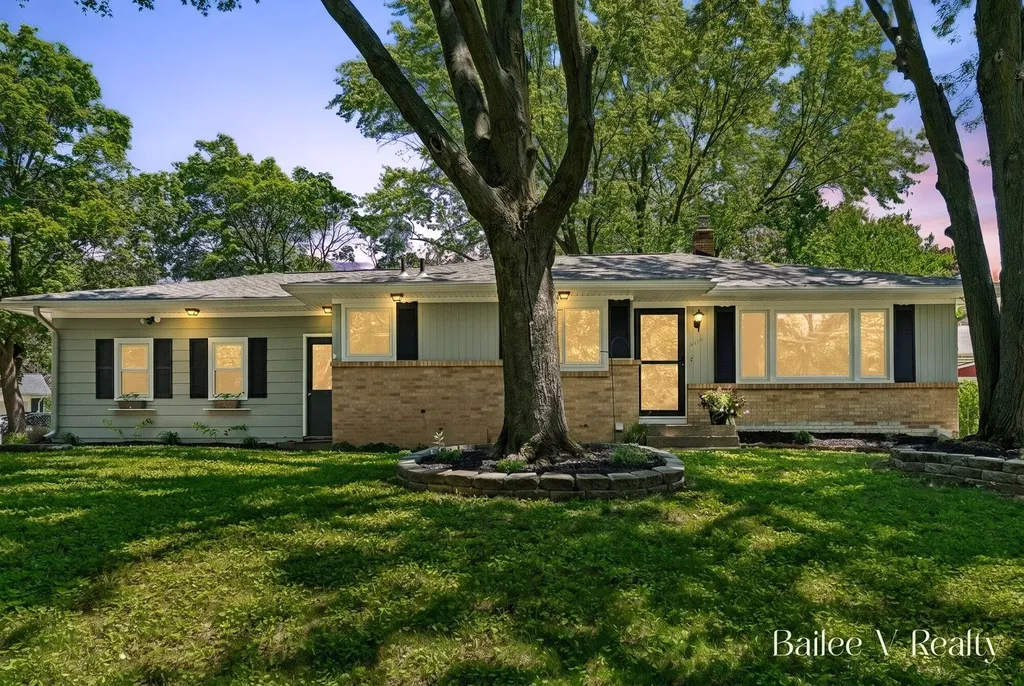 4116 Poinsettia Avenue SE Grand Rapids City MI 49508