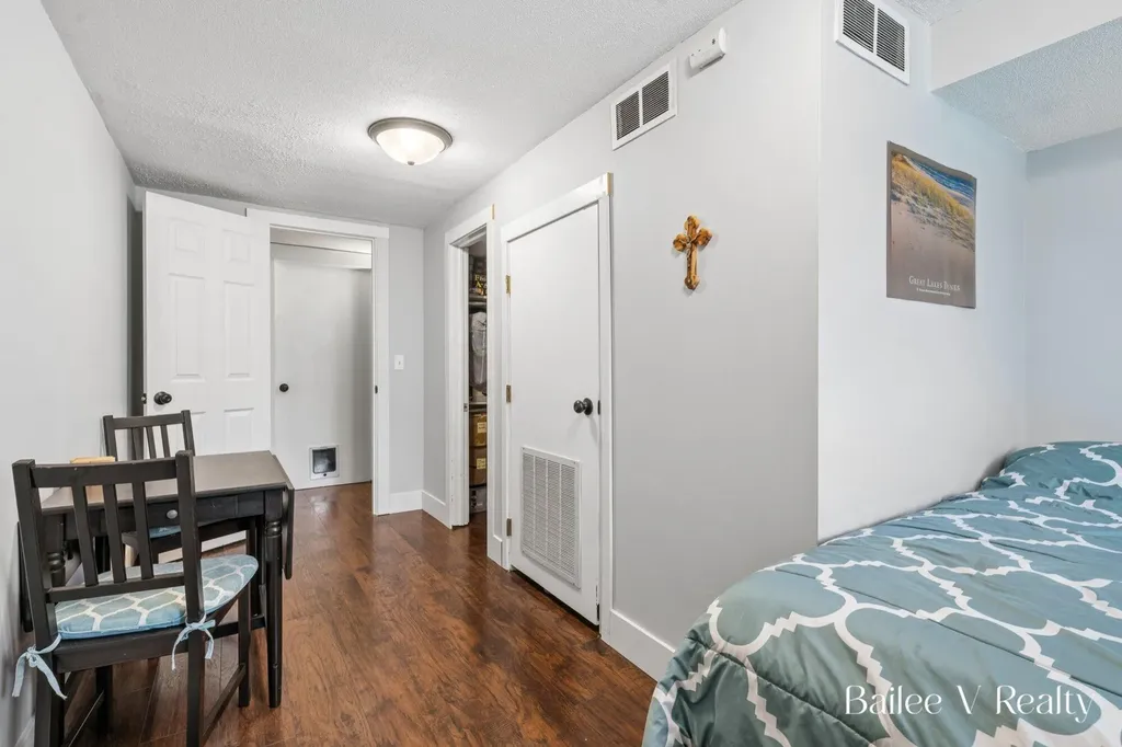 4116 Poinsettia Avenue SE Grand Rapids City MI 49508