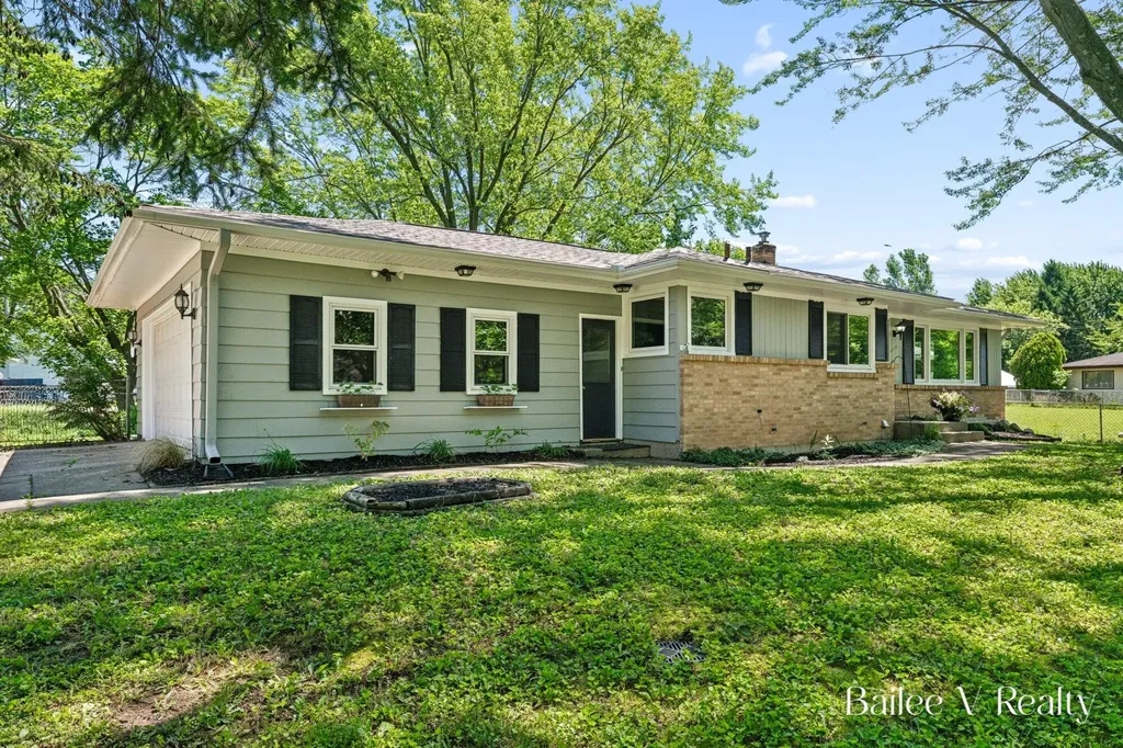 4116 Poinsettia Avenue SE Grand Rapids City MI 49508