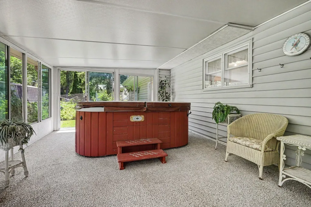 4960 Havana Avenue SW Wyoming City MI 49509