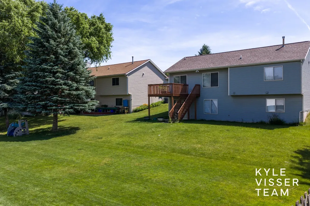 1642 Simmons Avenue NE Grand Rapids City MI 49505