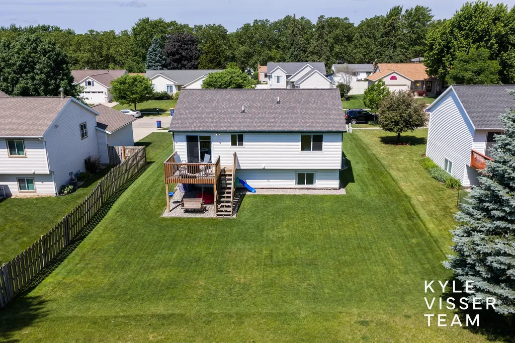 1642 Simmons Avenue NE Grand Rapids City MI 49505
