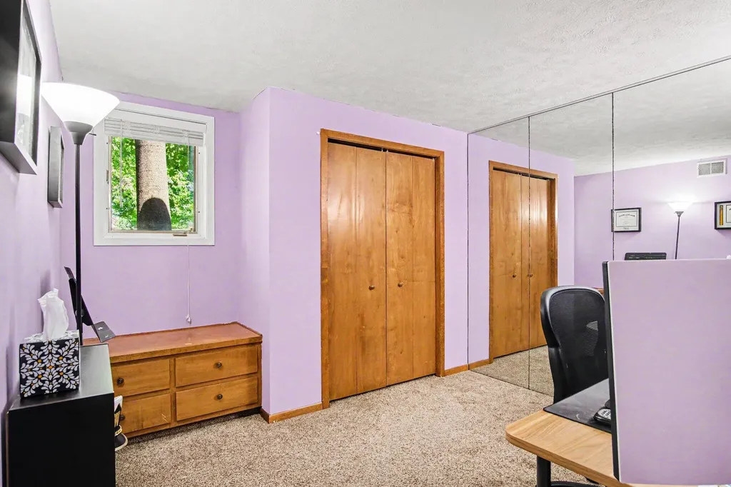 813 Tierra Street SE Kentwood City MI 49508