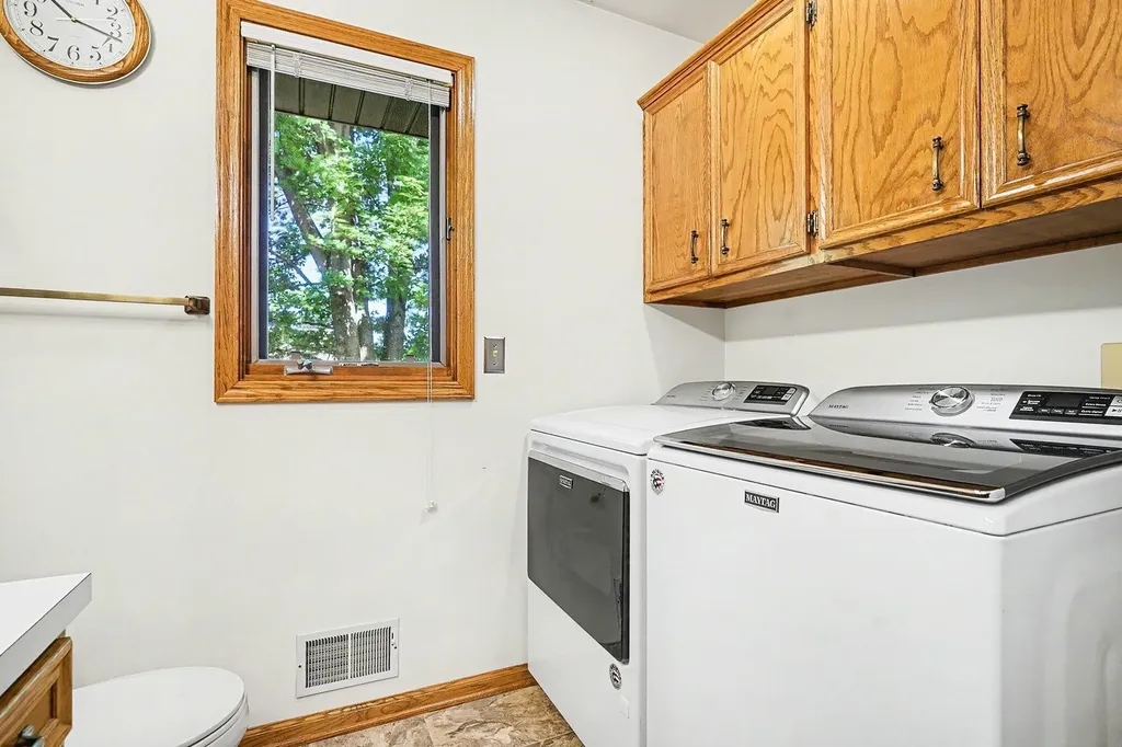 8763 Astro Drive Georgetown Charter Township MI 49428