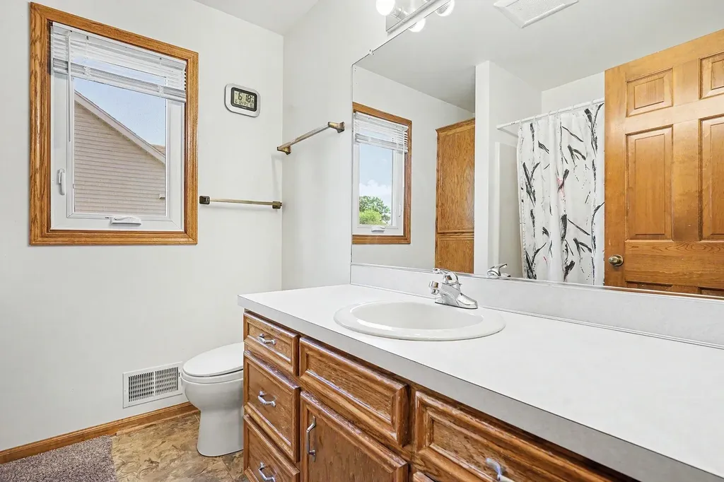 8763 Astro Drive Georgetown Charter Township MI 49428