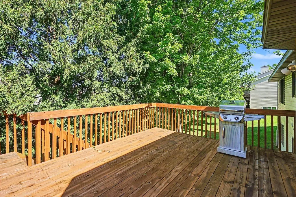 8763 Astro Drive Georgetown Charter Township MI 49428