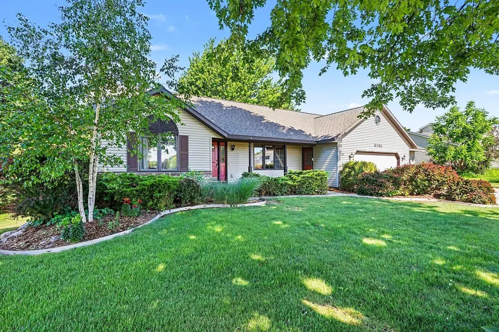 8763 Astro Drive Georgetown Charter Township MI 49428