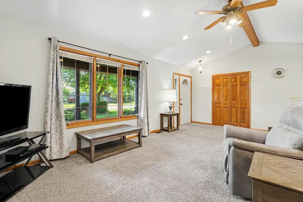 8763 Astro Drive Georgetown Charter Township MI 49428