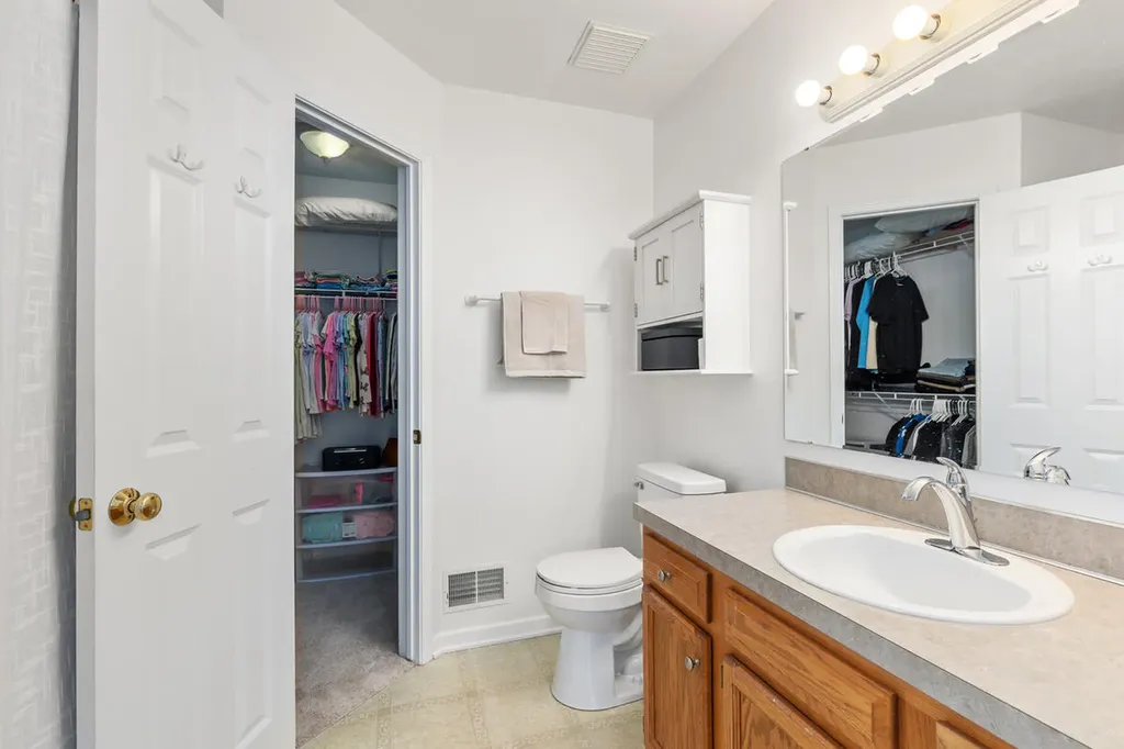 3531 Breton Valley Drive SE Kentwood City MI 49512