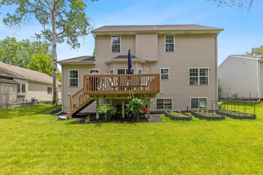 3531 Breton Valley Drive SE Kentwood City MI 49512