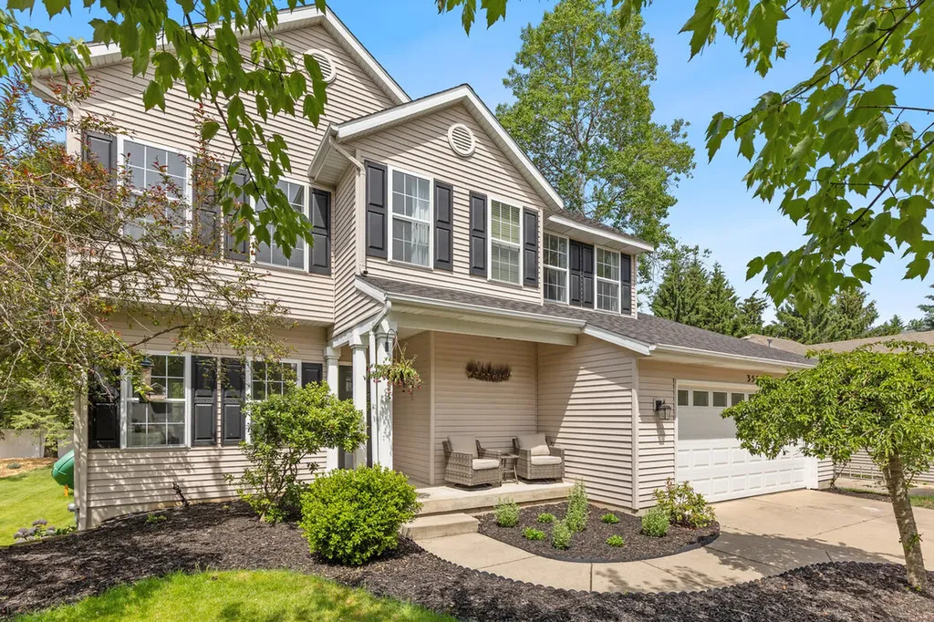 3531 Breton Valley Drive SE Kentwood City MI 49512