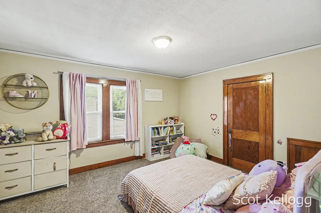 1821 Collins Avenue SE Grand Rapids City MI 49507
