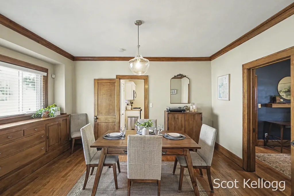 1821 Collins Avenue SE Grand Rapids City MI 49507