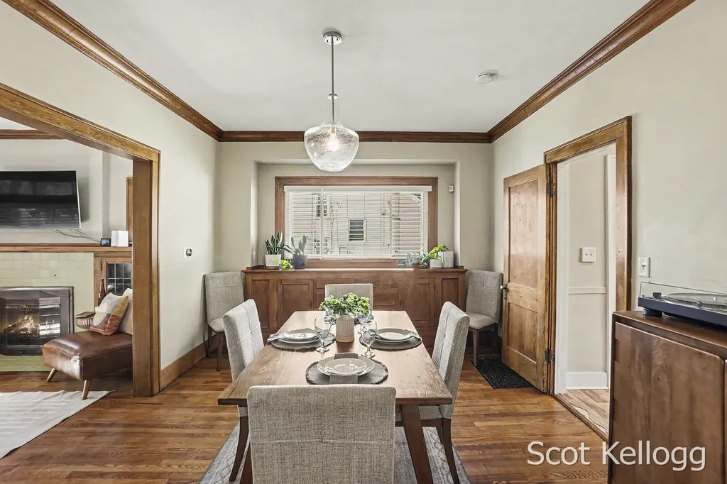 1821 Collins Avenue SE Grand Rapids City MI 49507