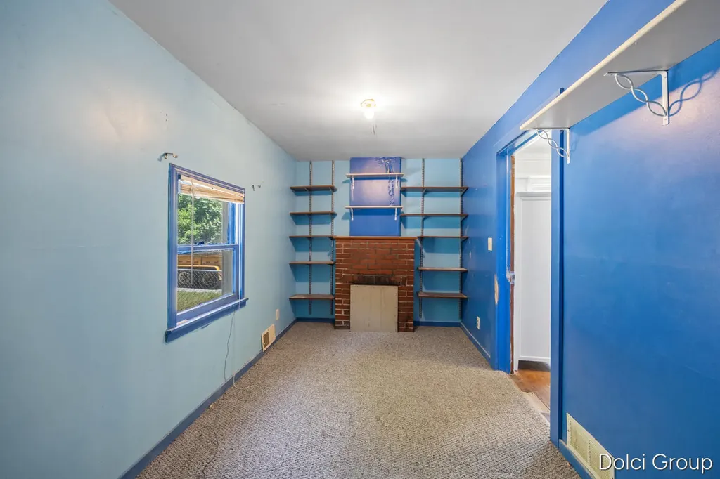 1023 Cogswell Street NW Walker City MI 49544