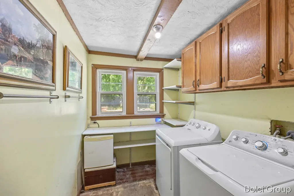 1023 Cogswell Street NW Walker City MI 49544