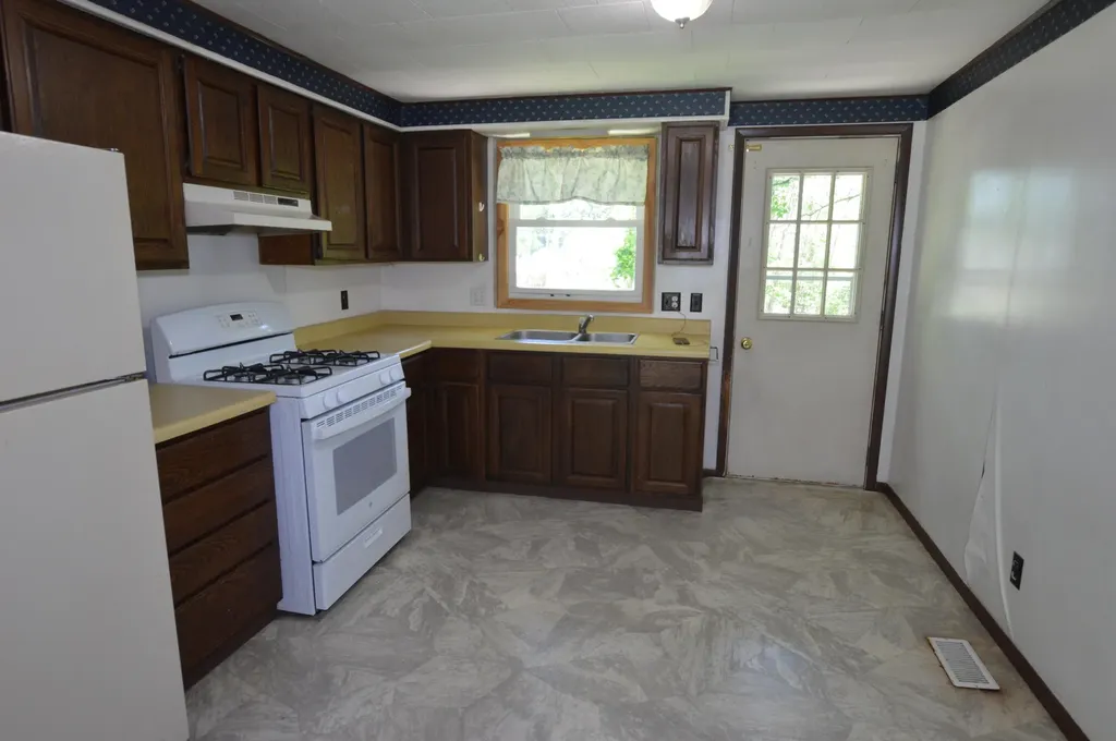 133 Niles Street Unknown City MI 48850