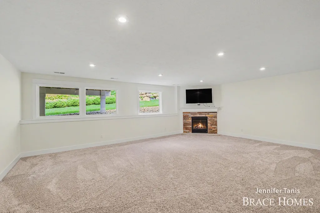 4410 Keena Court NE Plainfield Charter Township MI 49525