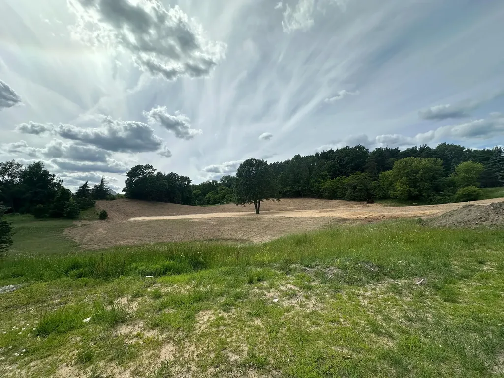 2825 Terra Nova Drive SE Cascade Charter Township MI 49301