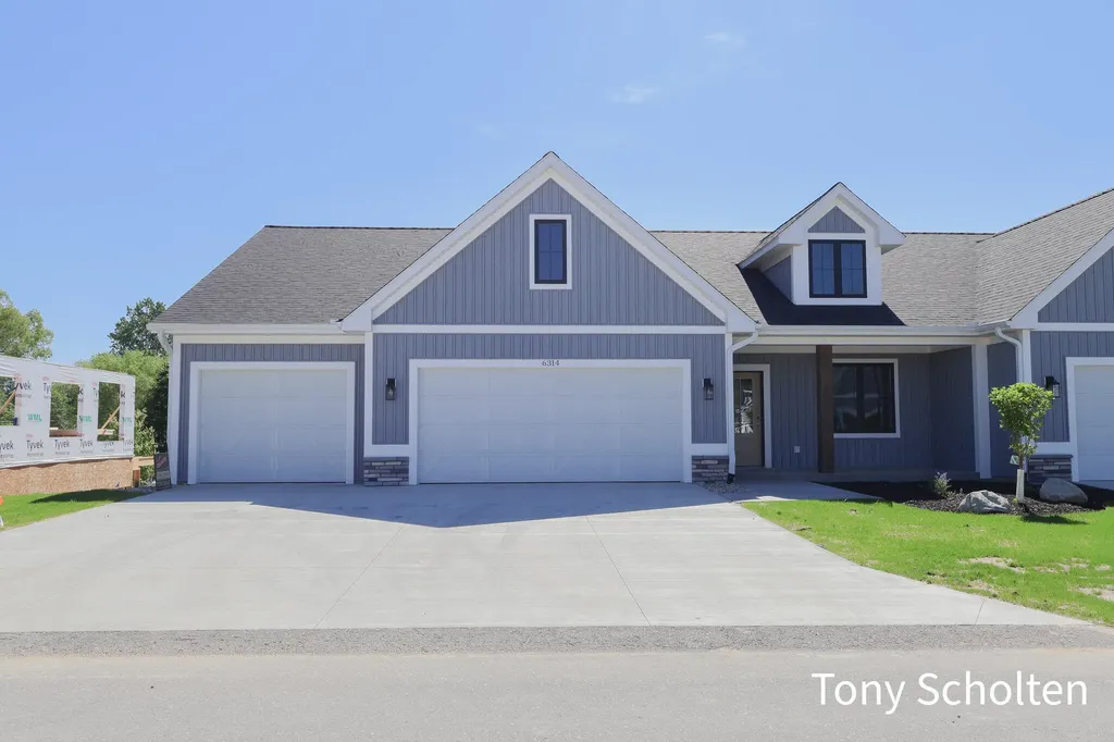 5065 Blendon Woods Drive Blendon Township MI 49426