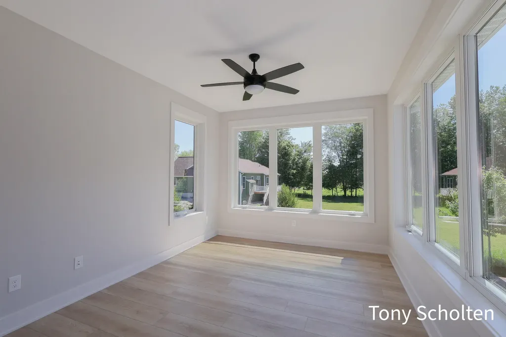 5065 Blendon Woods Drive Blendon Township MI 49426