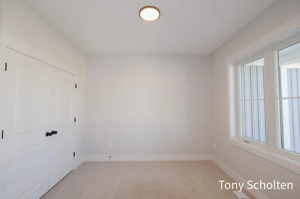 5065 Blendon Woods Drive Blendon Township MI 49426