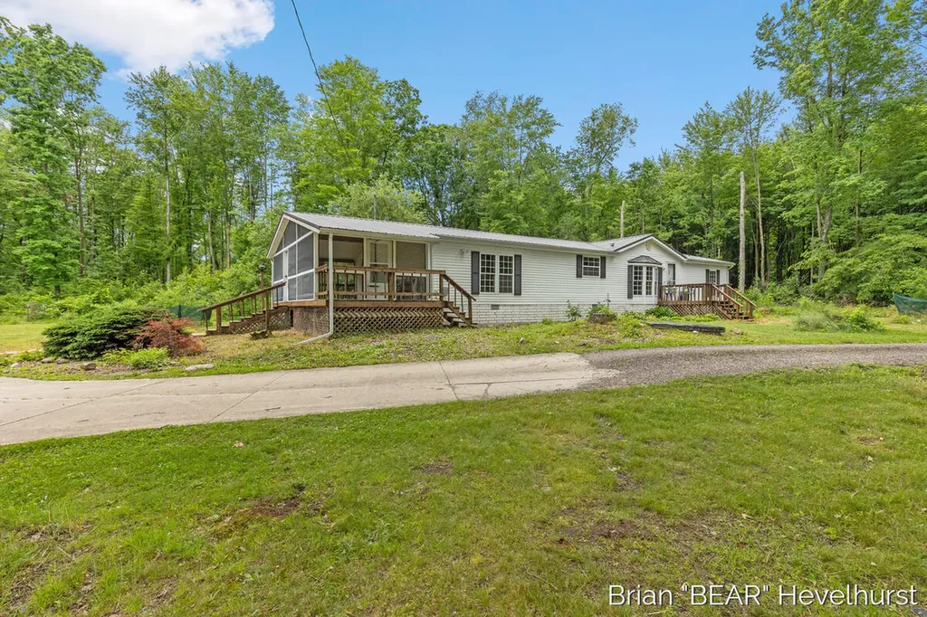 3511 Engle Road Irving Township MI 49333