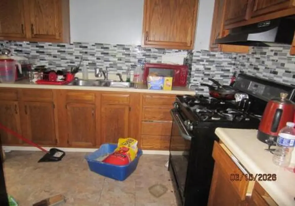 5611 Marja Street Flint City MI 48505