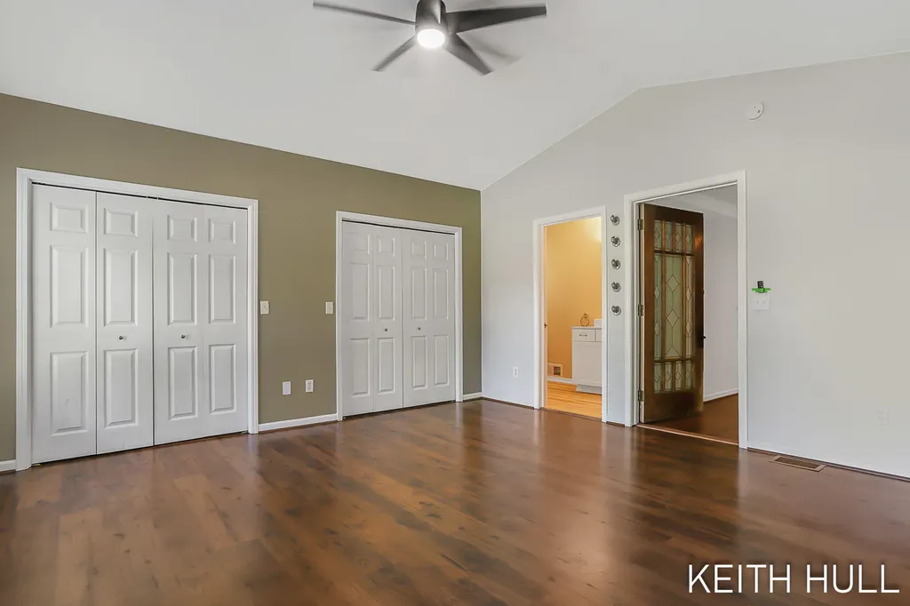 1328 Maplerow Avenue NW Walker City MI 49534