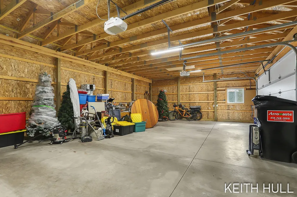 1328 Maplerow Avenue NW Walker City MI 49534