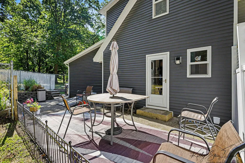 17566 Blue Star Memorial Highway South Haven Charter Township MI 49090