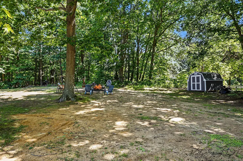 17566 Blue Star Memorial Highway South Haven Charter Township MI 49090