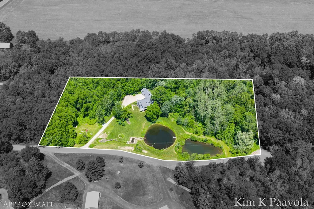 12909 Victory Woods Drive NE Vergennes Township MI 49331