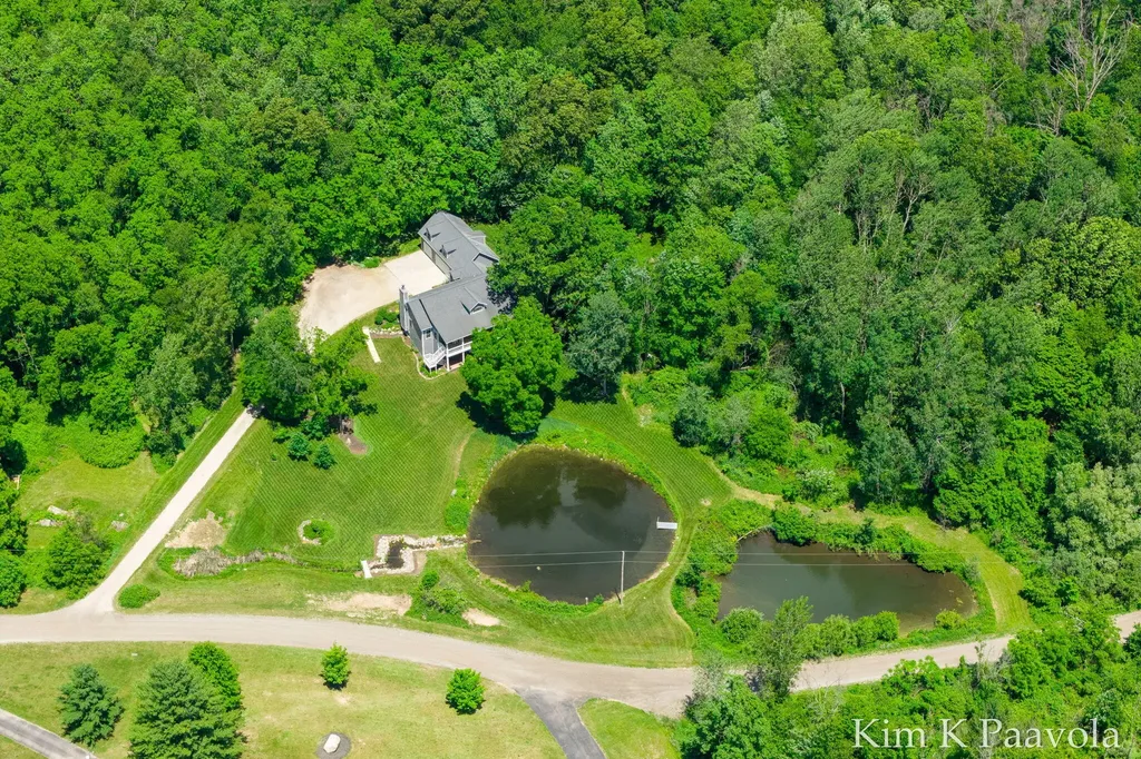 12909 Victory Woods Drive NE Vergennes Township MI 49331