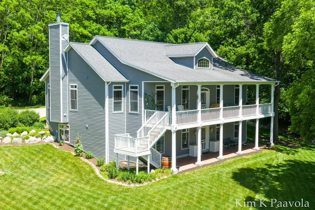 12909 Victory Woods Drive NE Vergennes Township MI 49331