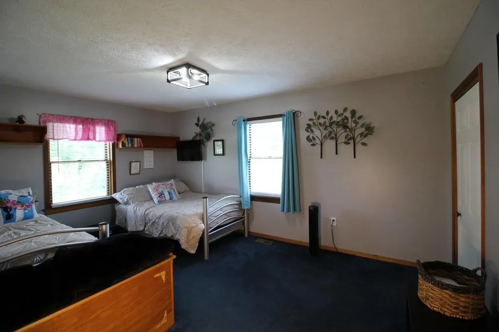 8219 E Harrison Road Leavitt Township MI 49459