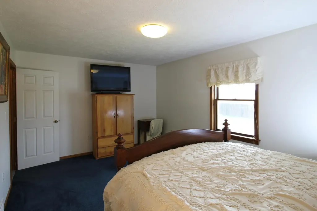 8219 E Harrison Road Leavitt Township MI 49459