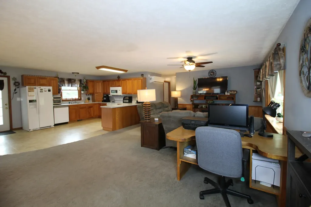 8219 E Harrison Road Leavitt Township MI 49459